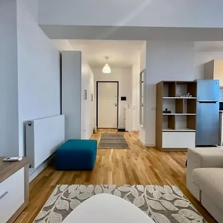 Cozy In The Northern Part Of Apartamento Bucarest