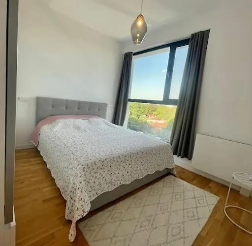 Cozy In The Northern Part Of * بوخارست