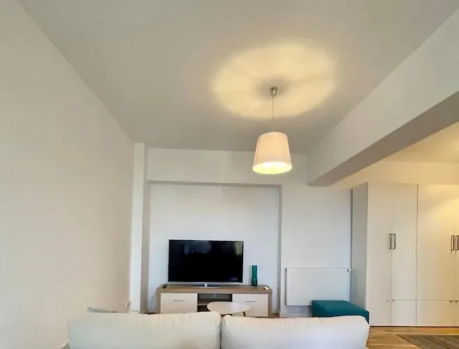 Cozy In The Northern Part Of * Bucareste